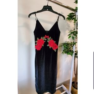 Black Velvet Rose Bodycon Dress